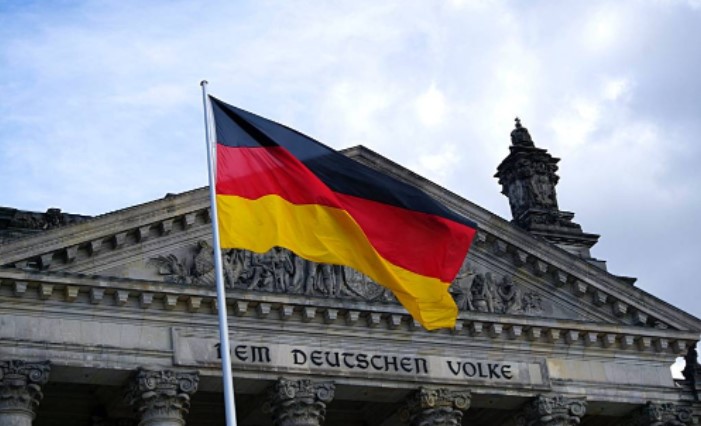 Германия приостановила обмен налоговой информацией с РФ